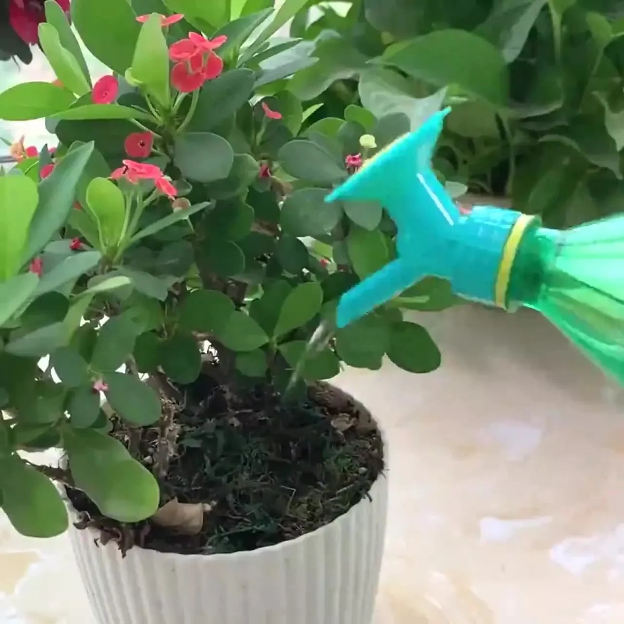 Garden Watering Sprinkler Nozzle Flower Waterers Bottle Watering Cans Sprinkler Easy Tool Portable Garden Waterer Garden Tools